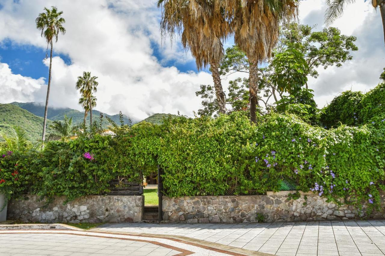 Casa Jardin-Lakeside Boutique Resort By Restavio อาจิจิก ภายนอก รูปภาพ